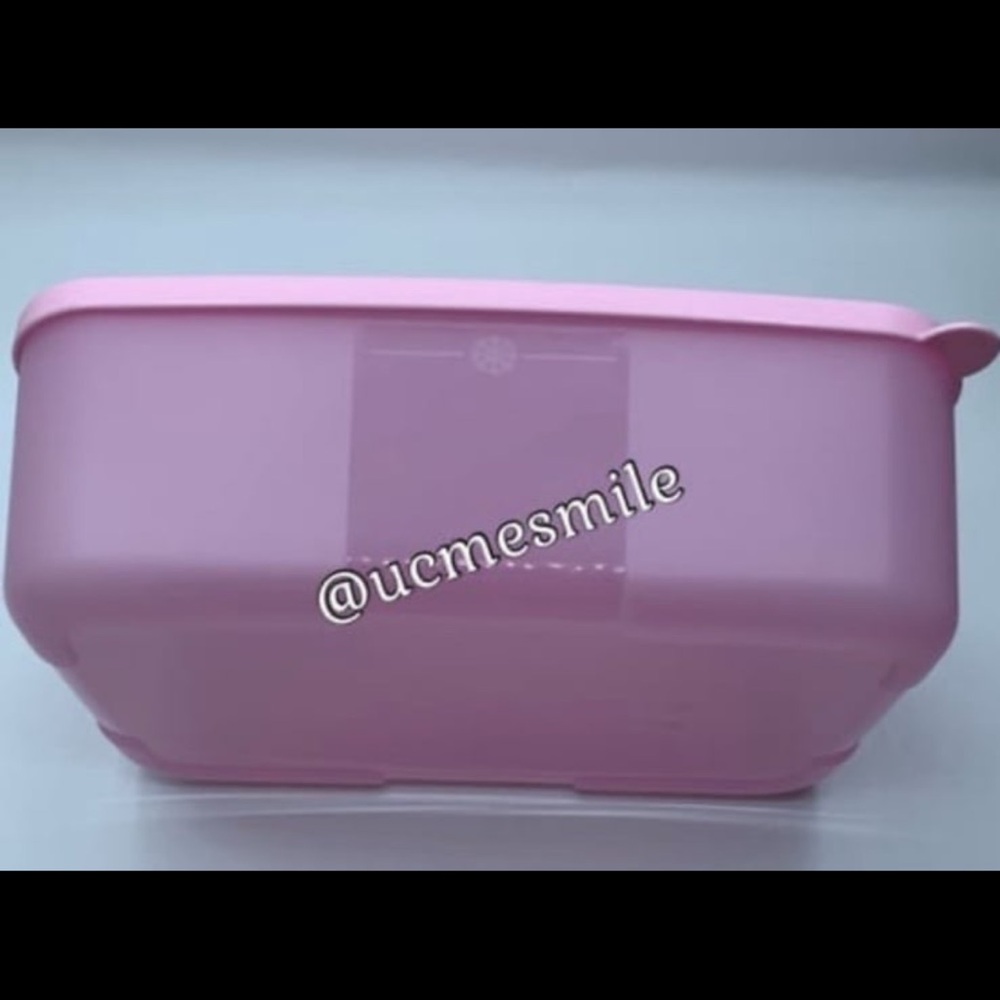Tupperware FreezeSmart Rectangular Freezer Storage Container - Picture 2 of 6